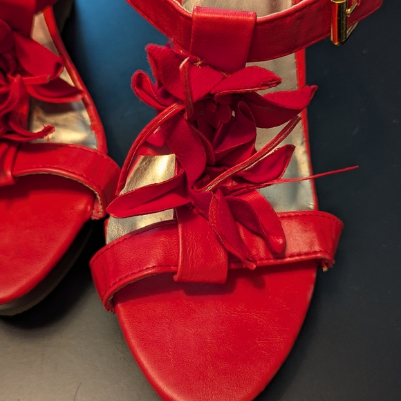 Stylish Red Sandals by Madden Girl - Picture 4 of 5